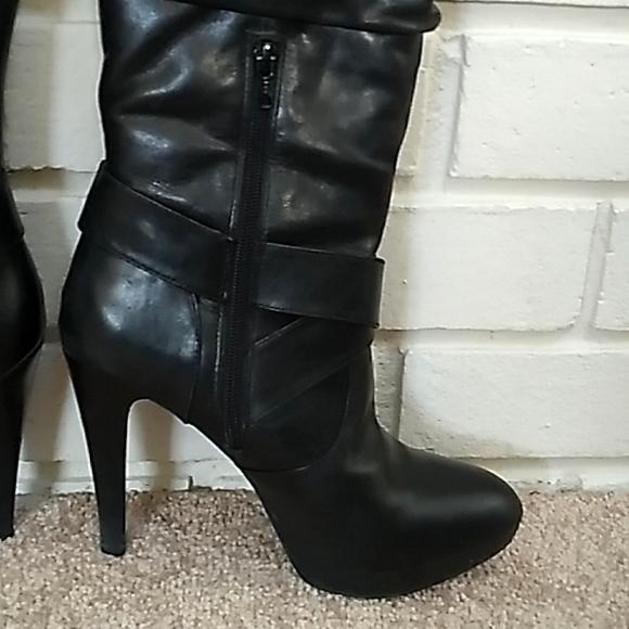 I.N.C. International Concepts Leather Knee Buckle Detail Heeled Boots. Size 9 - Picture 6 of 15